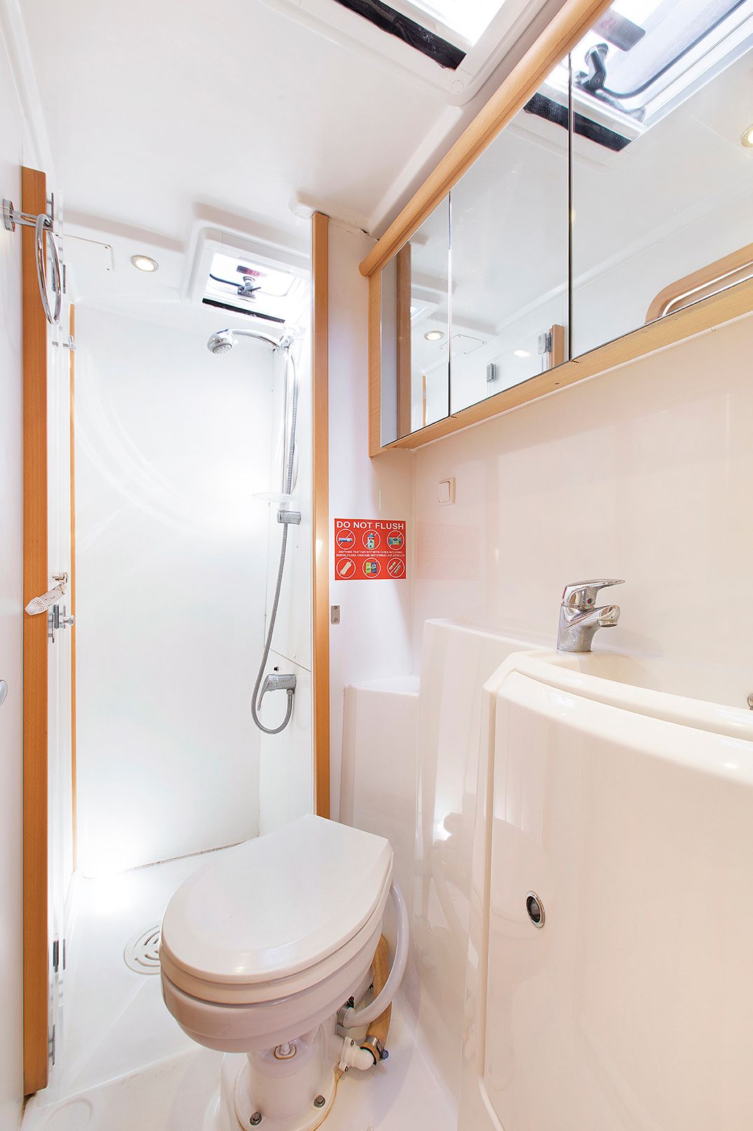 Lagoon 421 | Traviata