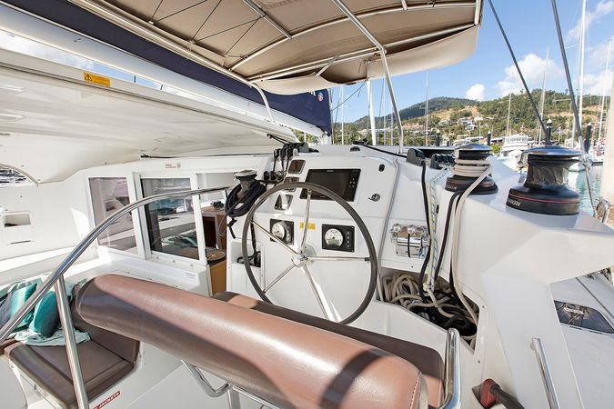 Lagoon 421 | Traviata