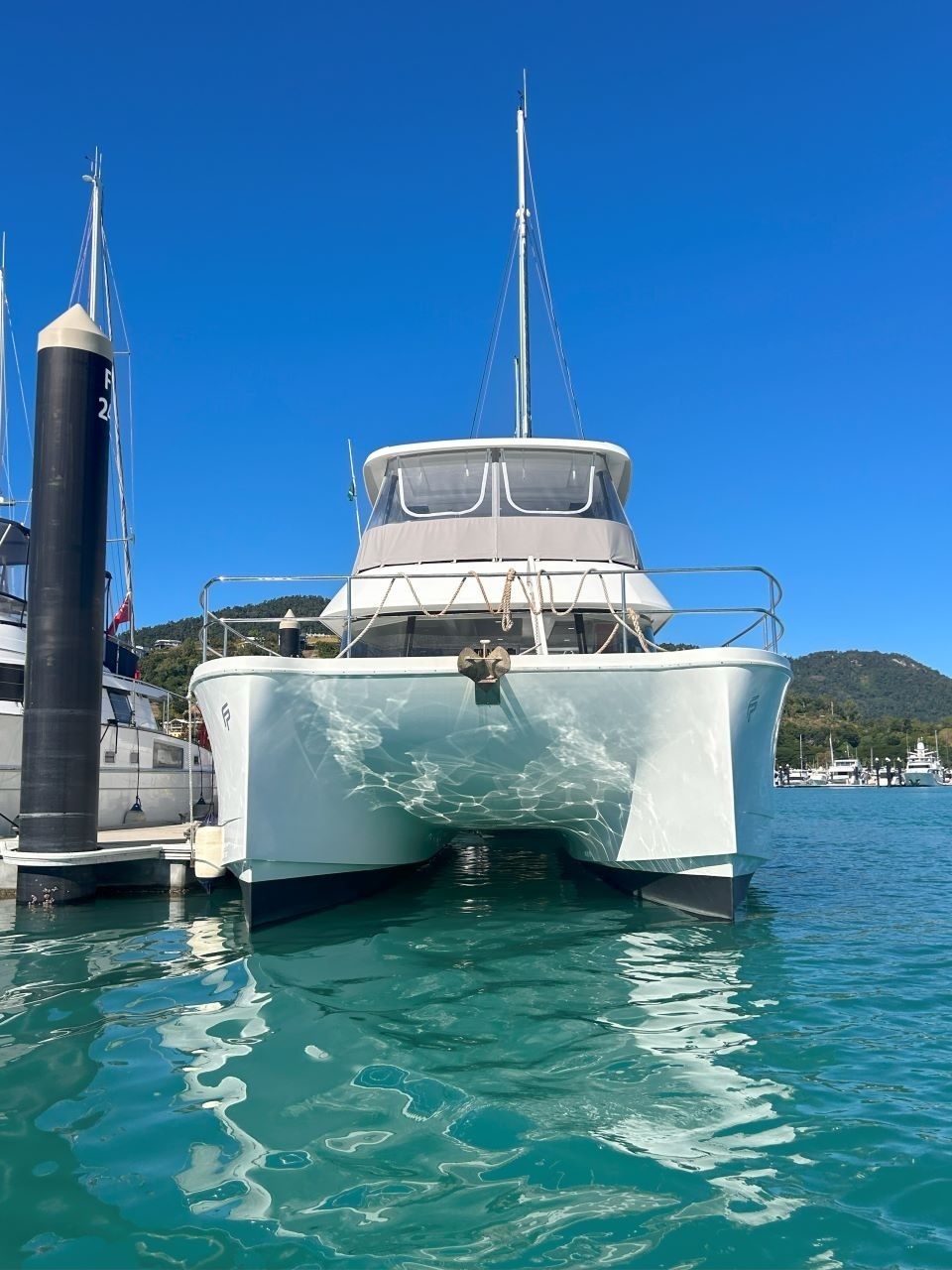 Fountaine Pajot MY 37 | Pluton
