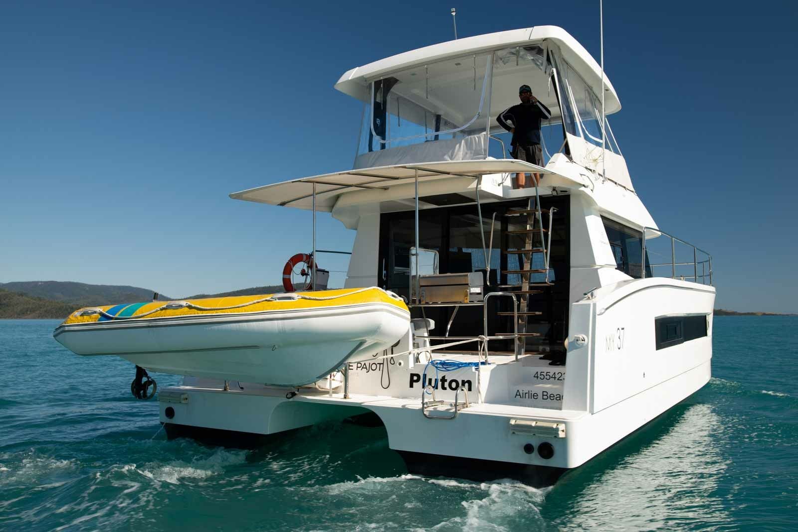 Fountaine Pajot MY 37 | Pluton