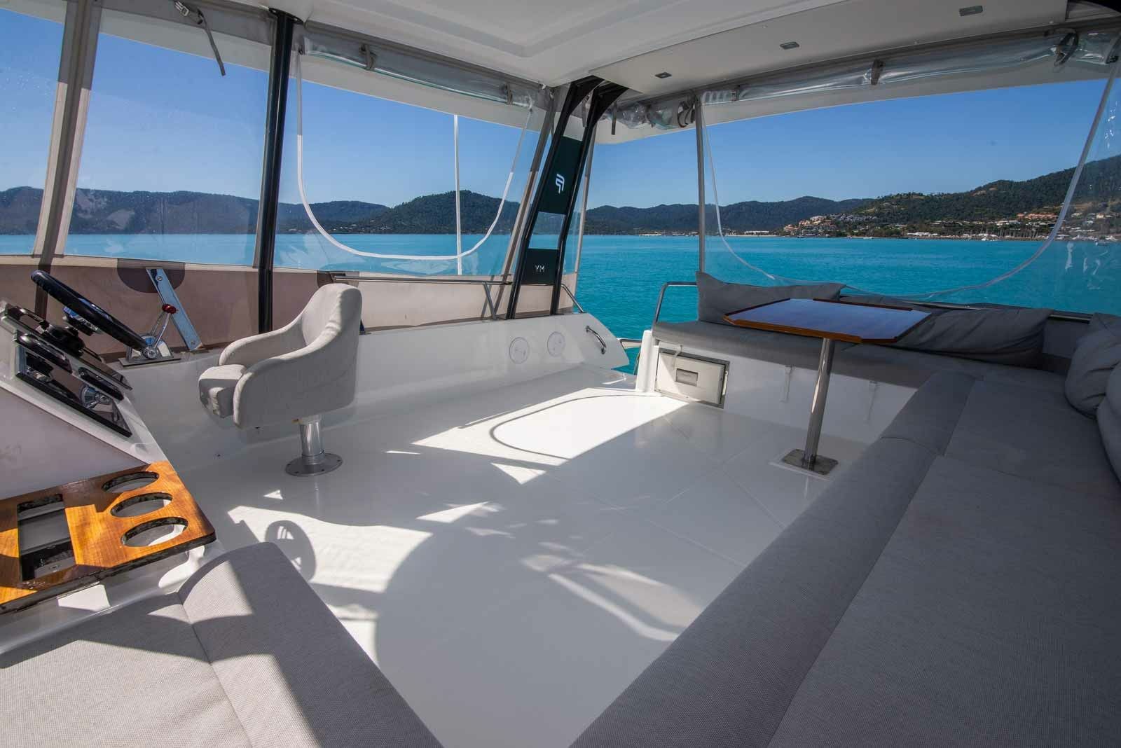 Fountaine Pajot MY 37 | Pluton