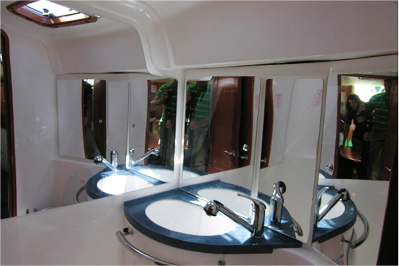 Bavaria Cruiser 37 | Mio