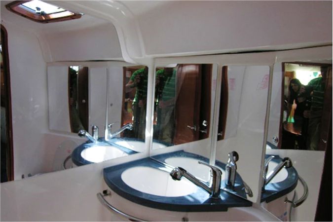 Bavaria Cruiser 37 | Mio