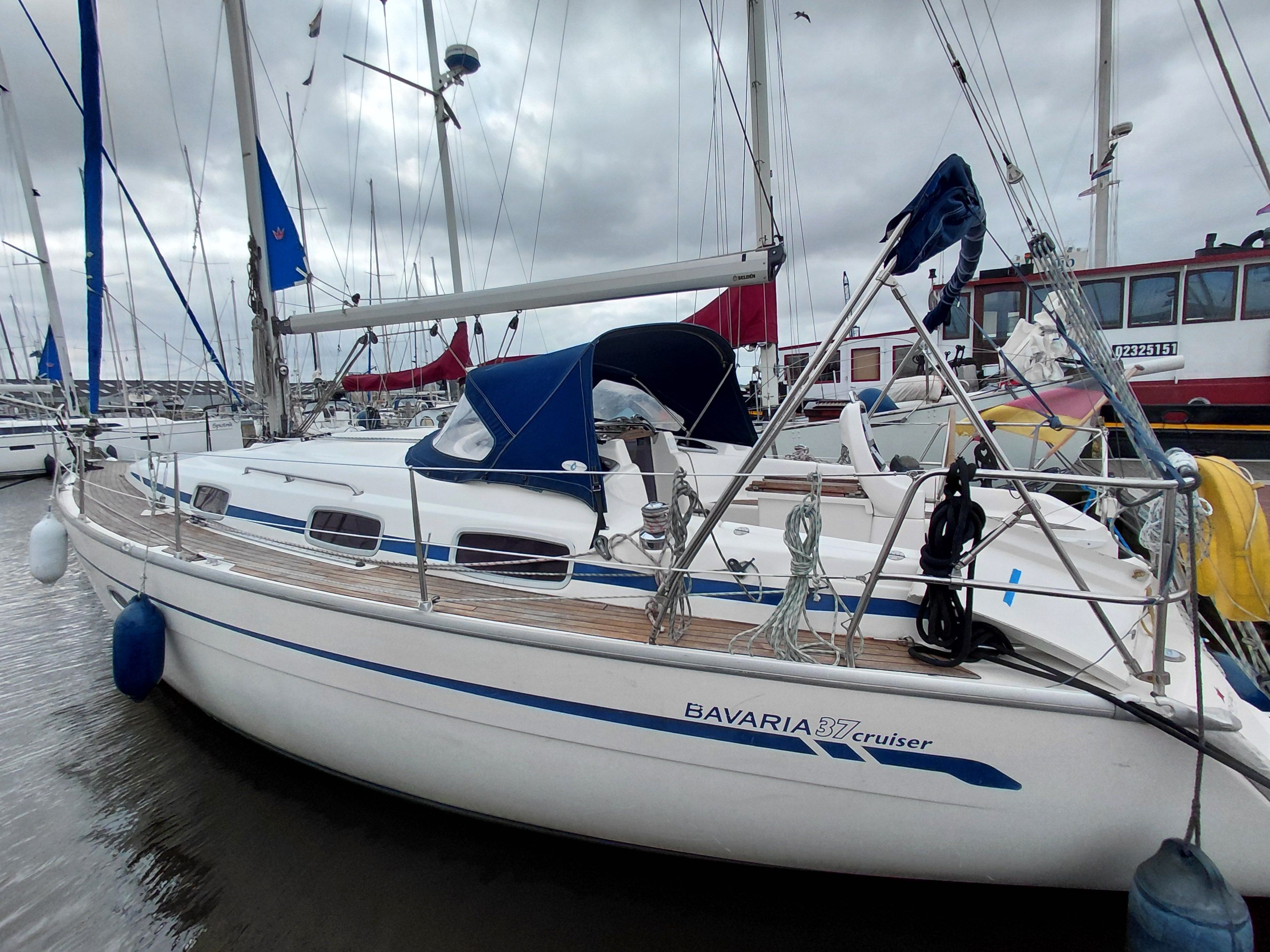 Bavaria Cruiser 37 | Mio