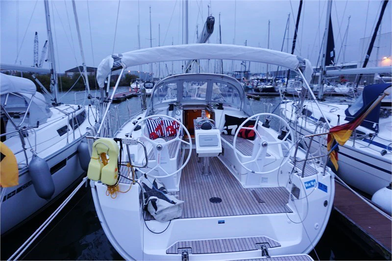 Bavaria Cruiser 37 | Aventura