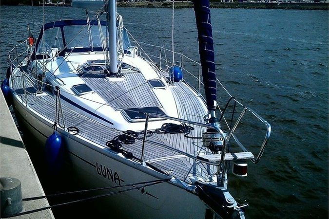 Bavaria Cruiser 40 | Luna