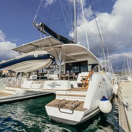 Lagoon 42 | Artemis