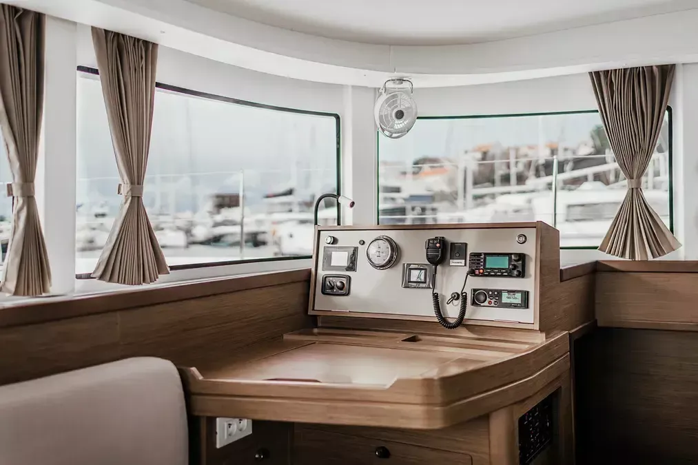 Lagoon 42 | Artemis