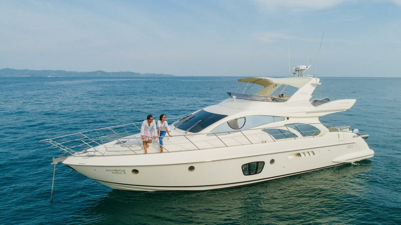 Azimut 55 | After 8