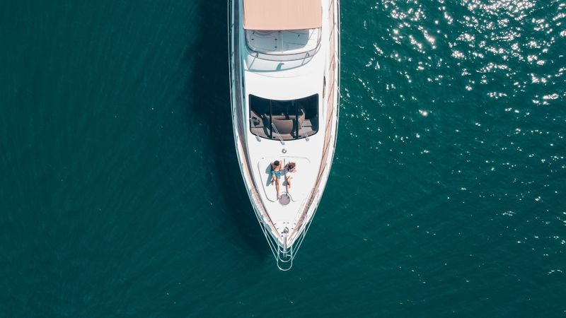 Azimut 55 | After 8