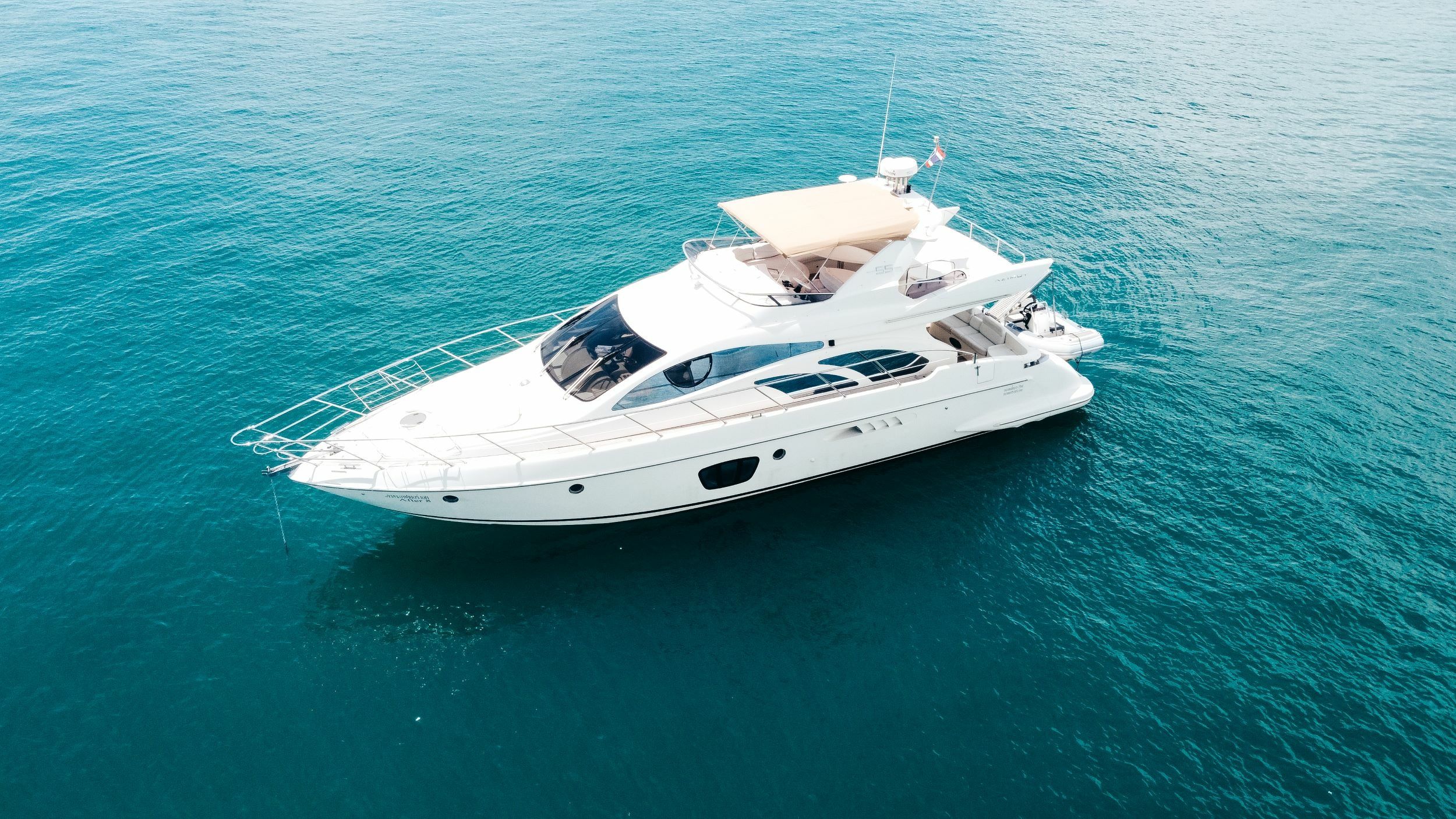 Azimut 55 | After 8