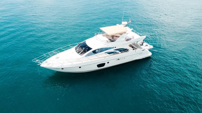 Azimut 55 | After 8