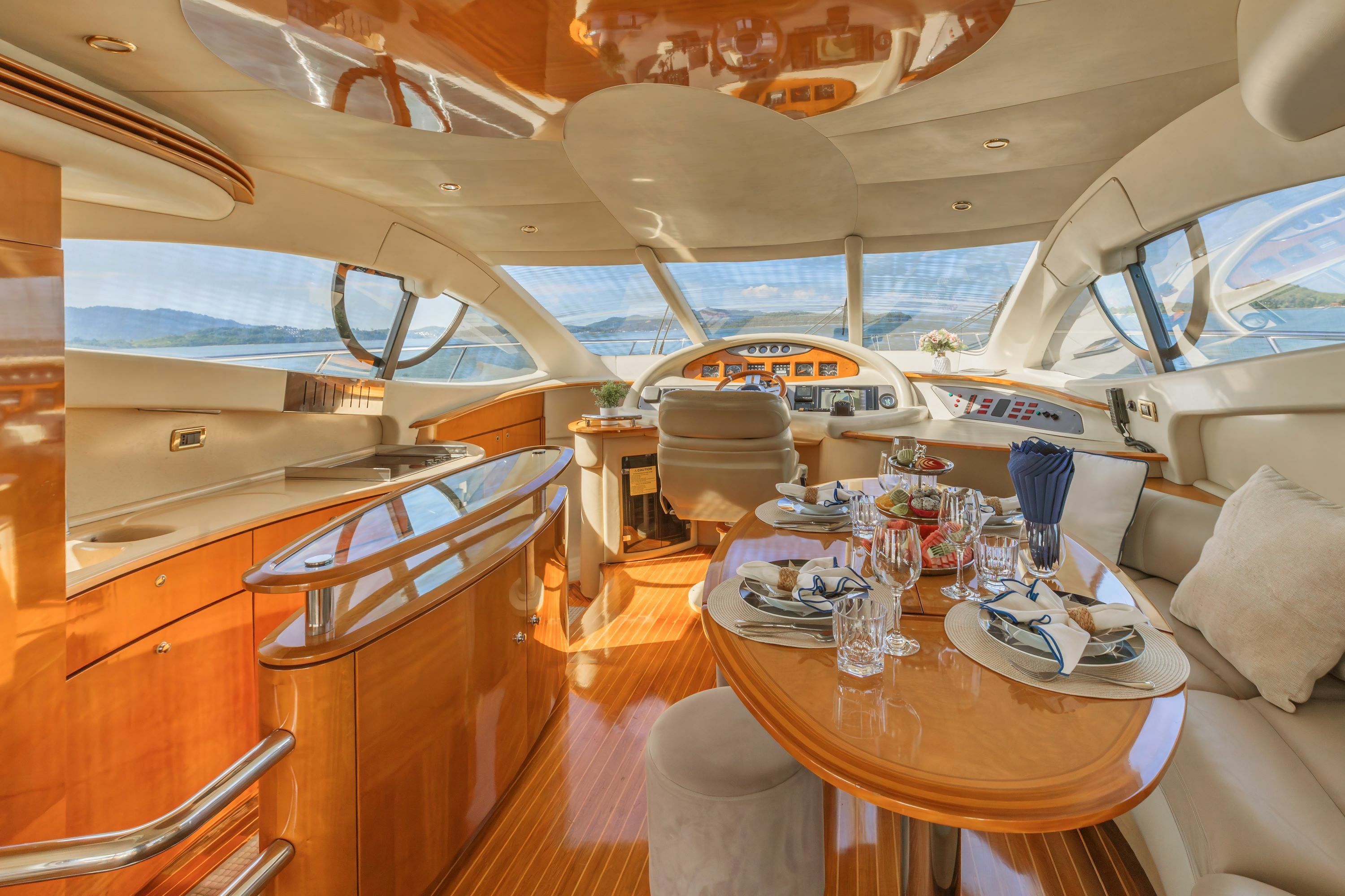 Azimut 55 | After 8