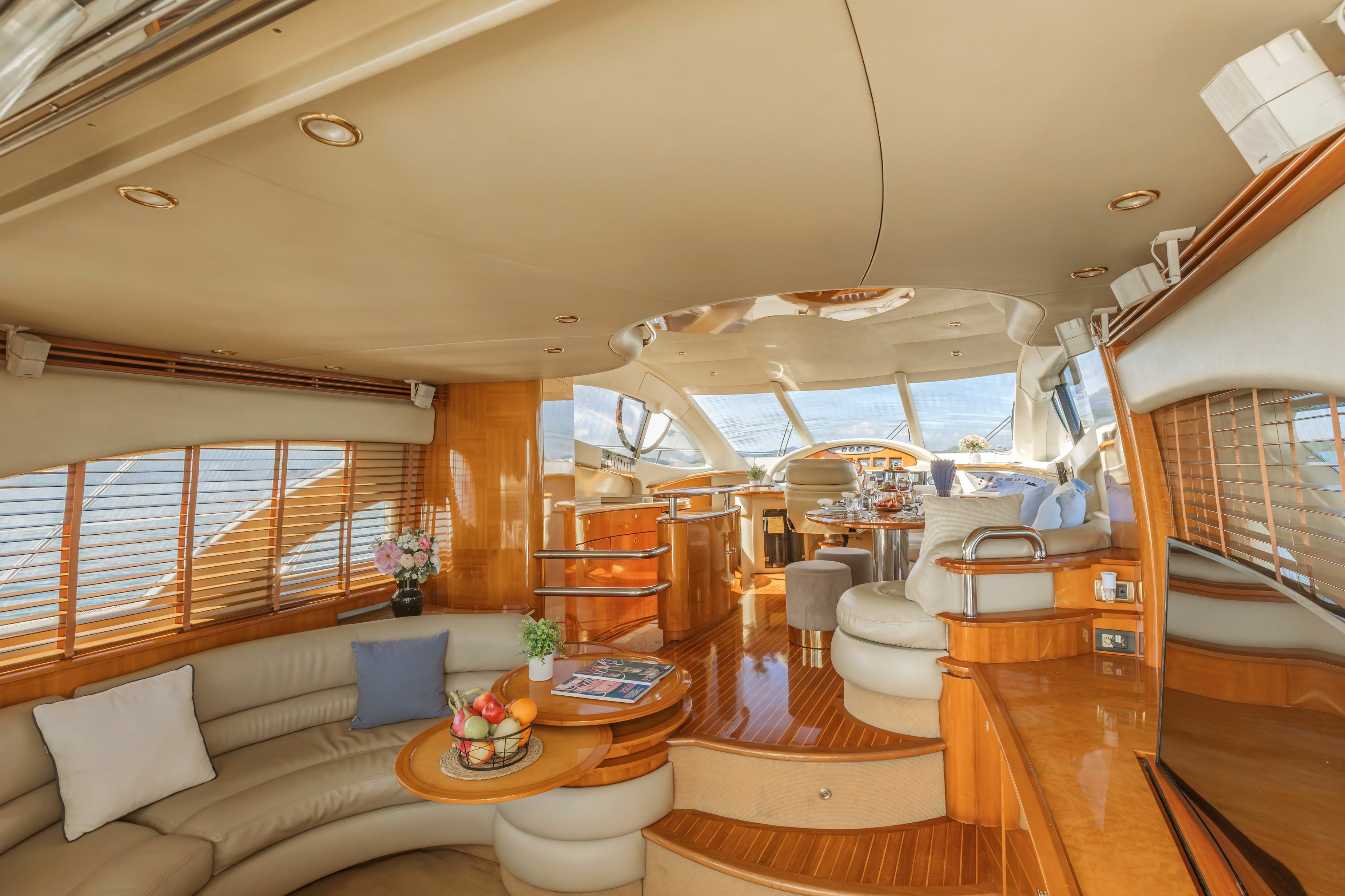 Azimut 55 | After 8