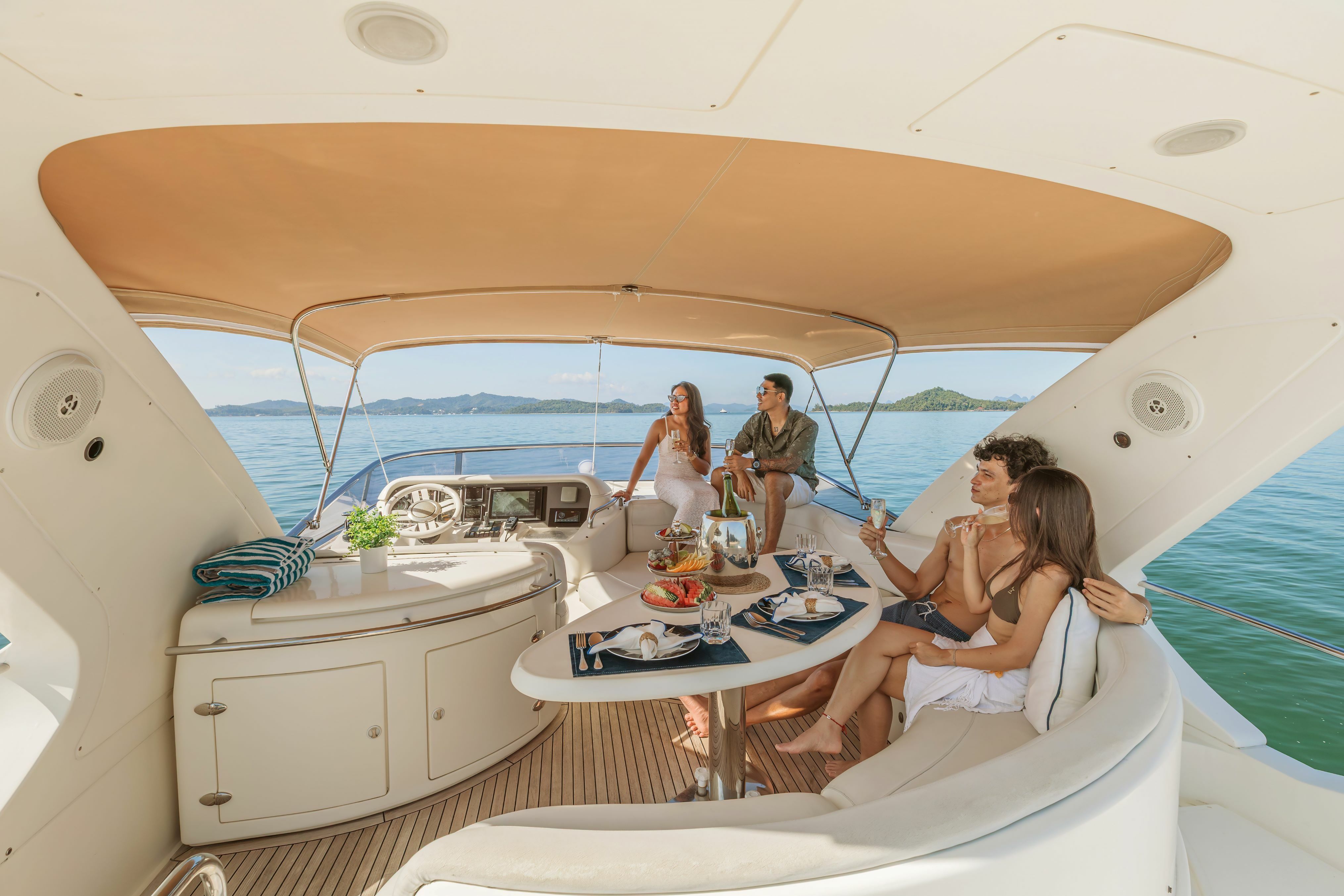 Azimut 55 | After 8