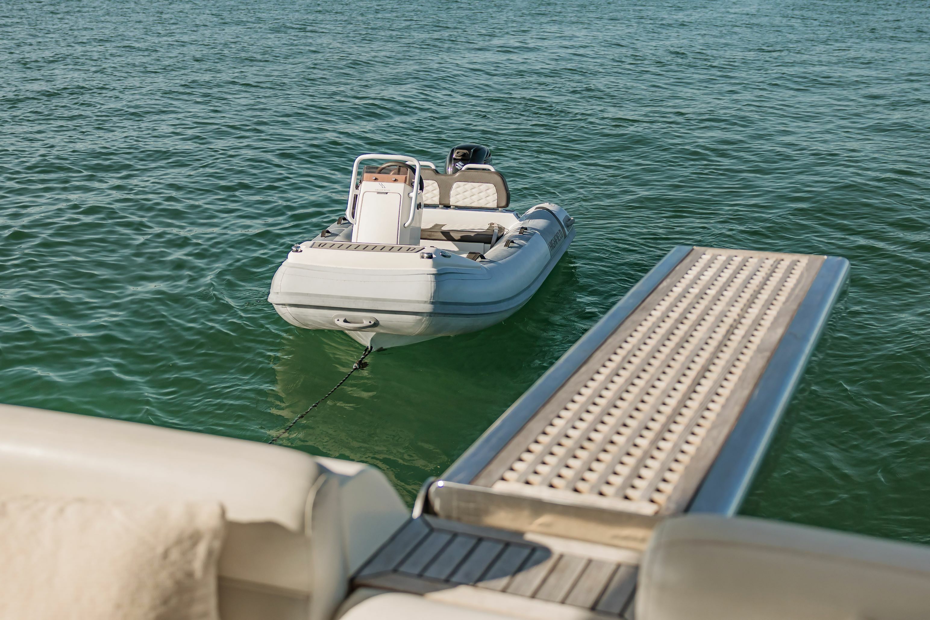 Azimut 55 | After 8