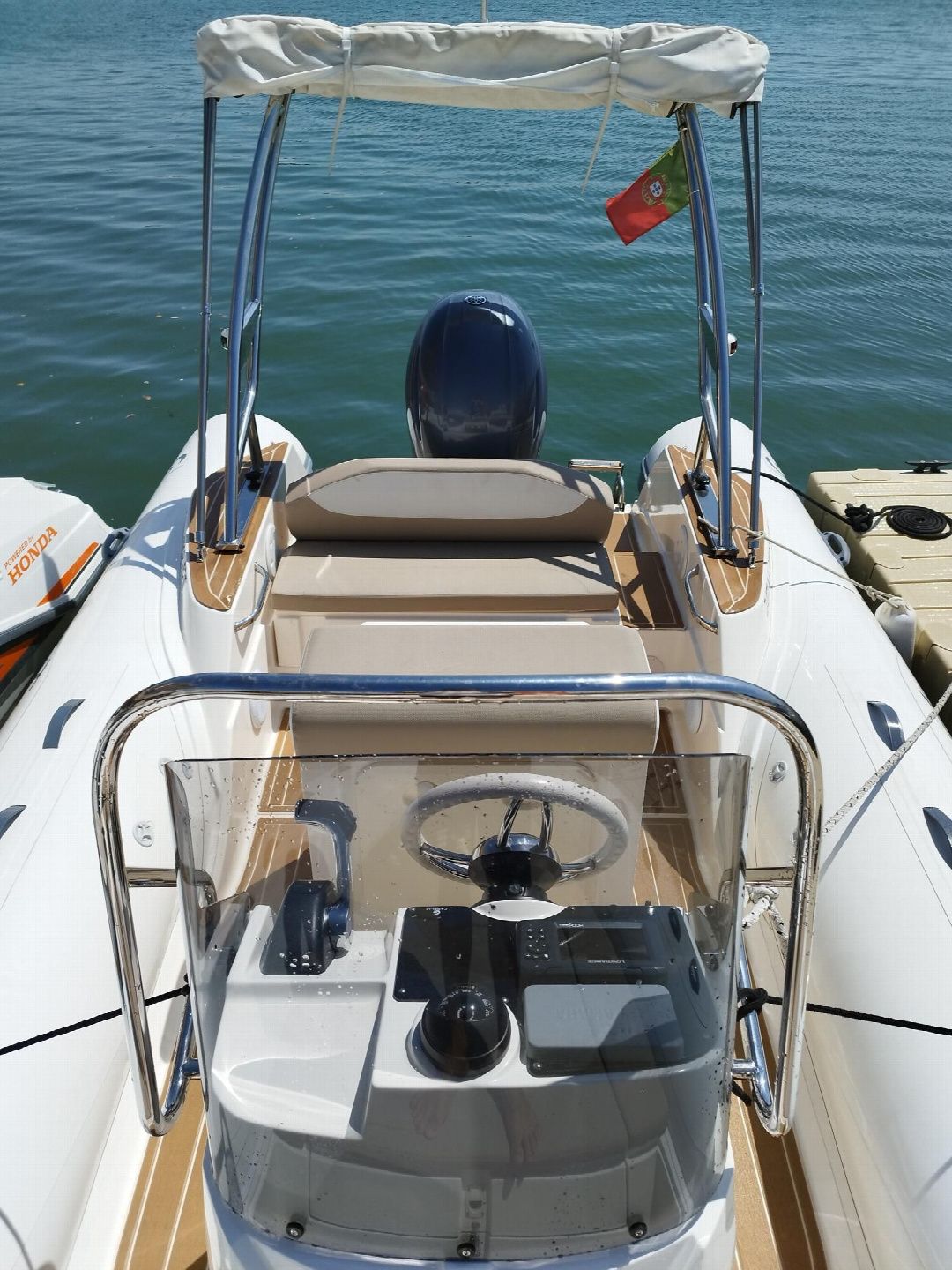 Capelli Tempest 650 | Zatum