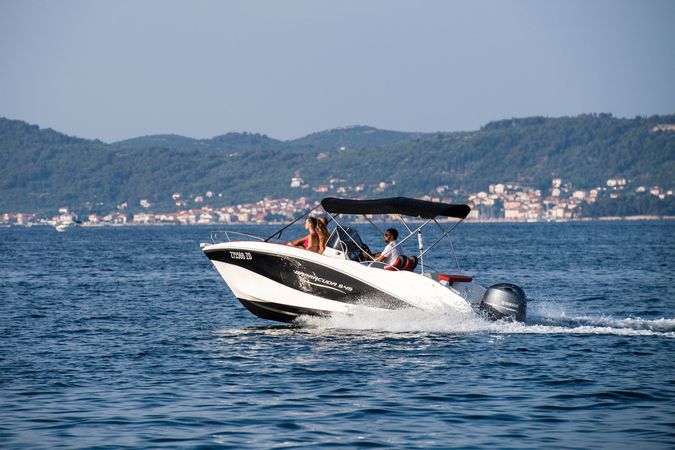 Barracuda 545 | Black