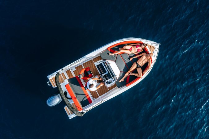 Barracuda 545 | Black