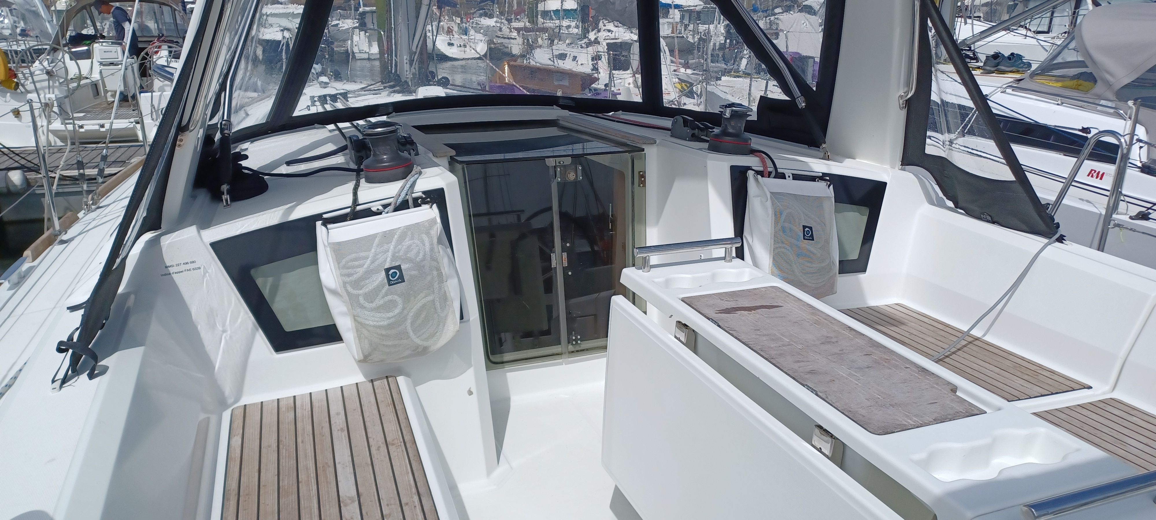 Beneteau Oceanis 38.1 | Hinatea