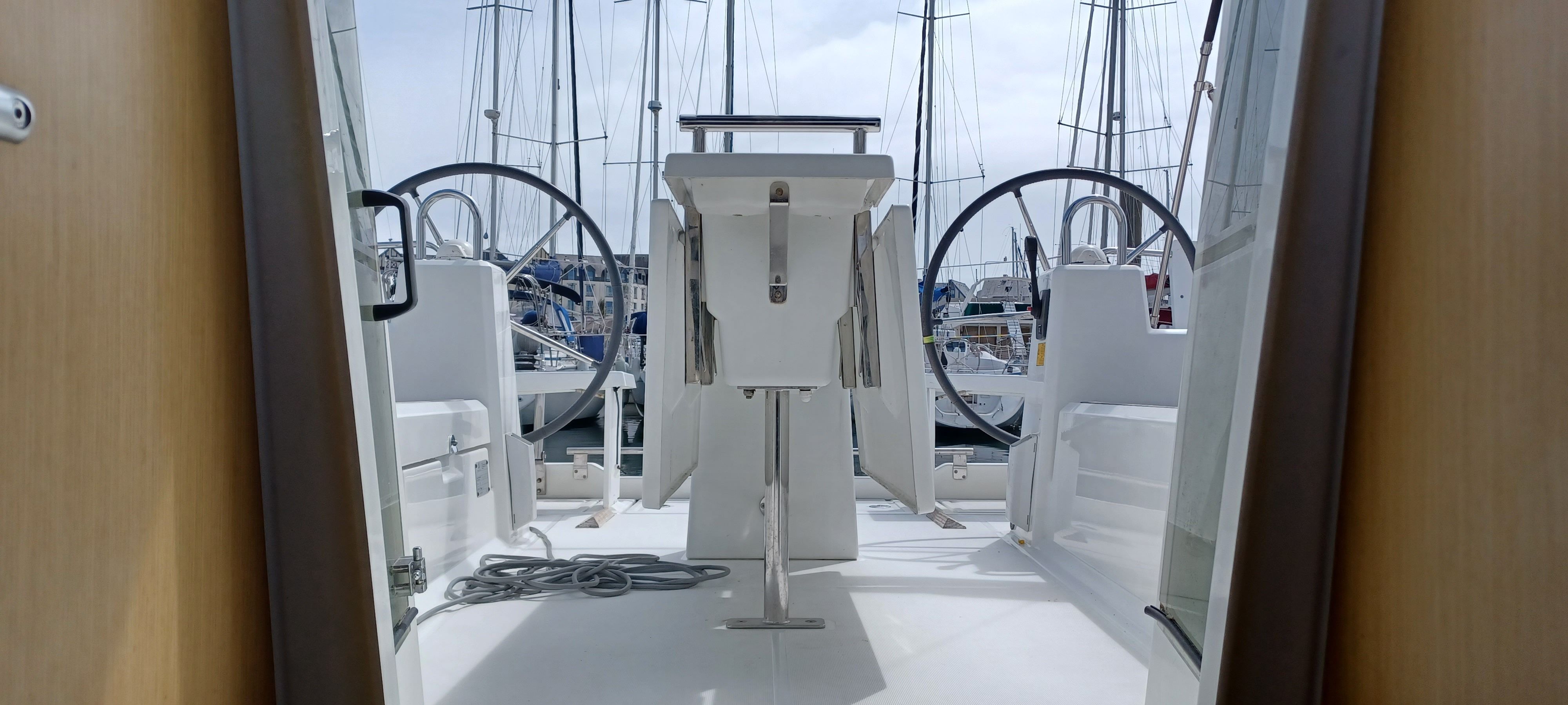 Beneteau Oceanis 38.1 | Hinatea