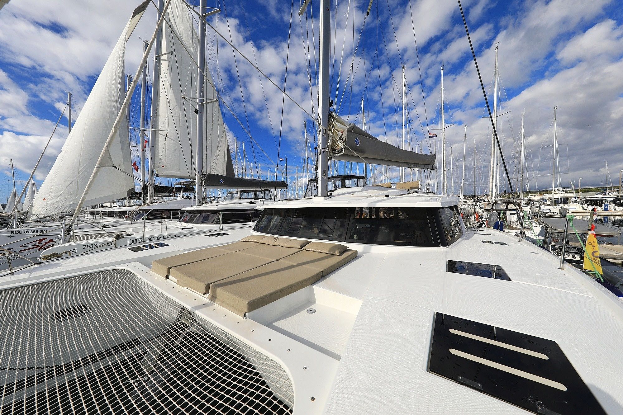 Fountaine Pajot Saona 47 | Aquarius
