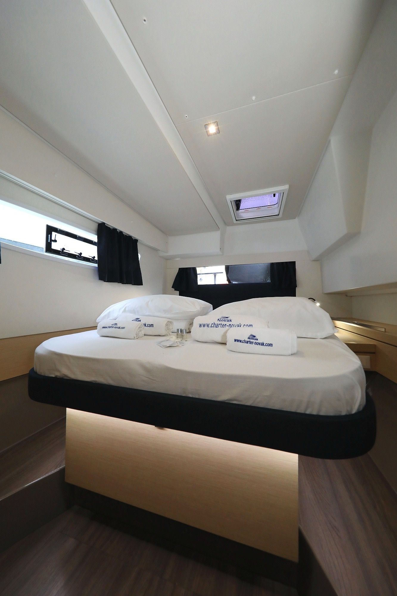 Fountaine Pajot Saona 47 | Aquarius