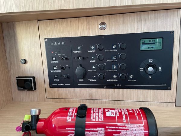 Beneteau Oceanis 41.1 | Blue Hop