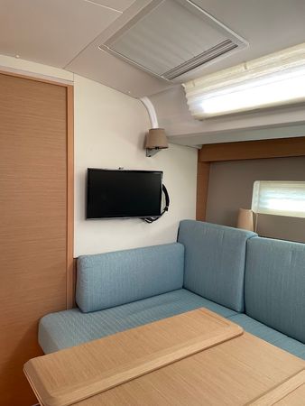 Beneteau Oceanis 41.1 | Blue Hop