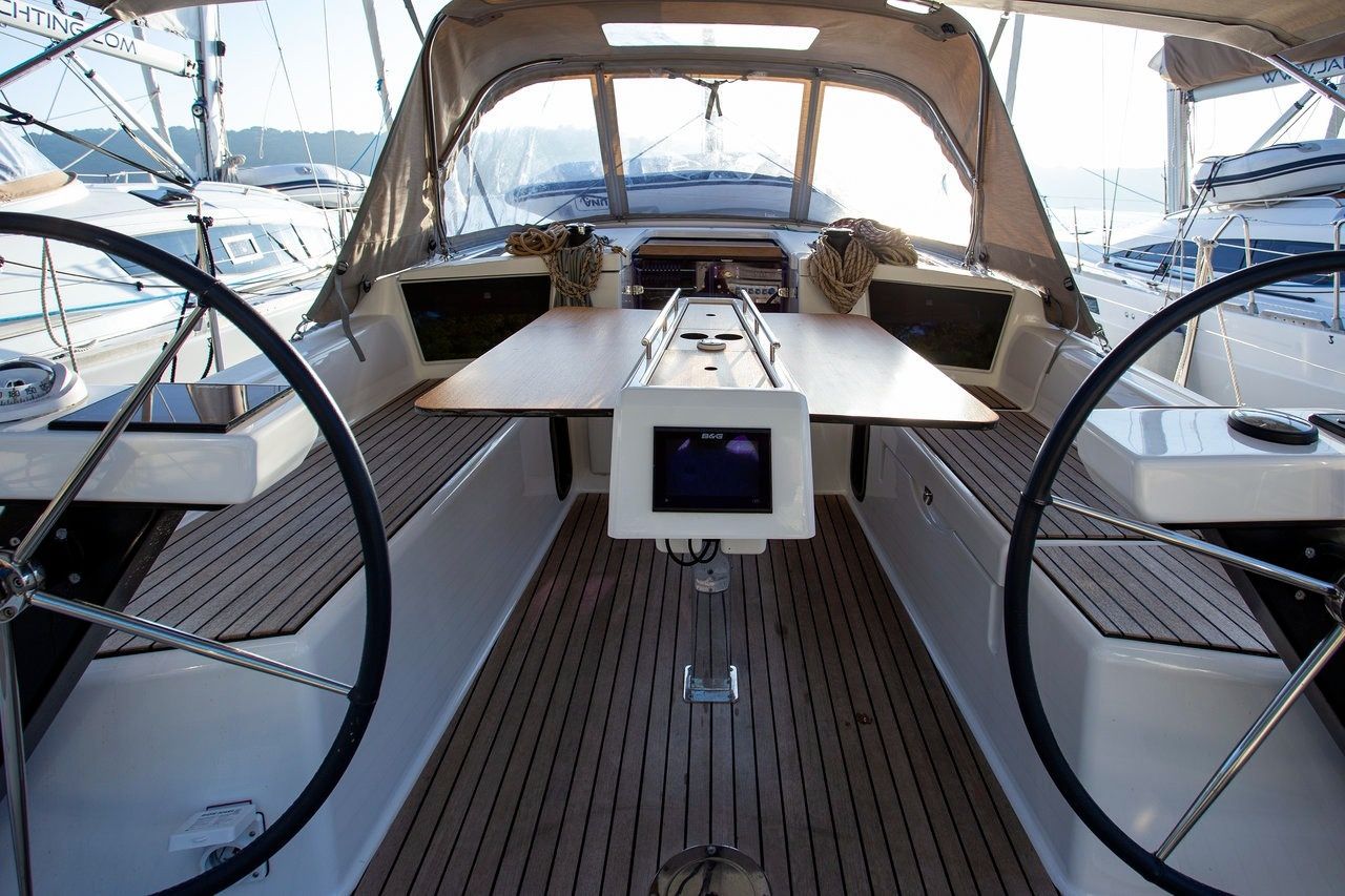 Dufour 360 | Vanila