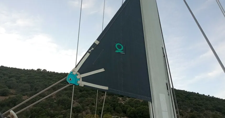 Jeanneau Sun Odyssey 49 | Family10