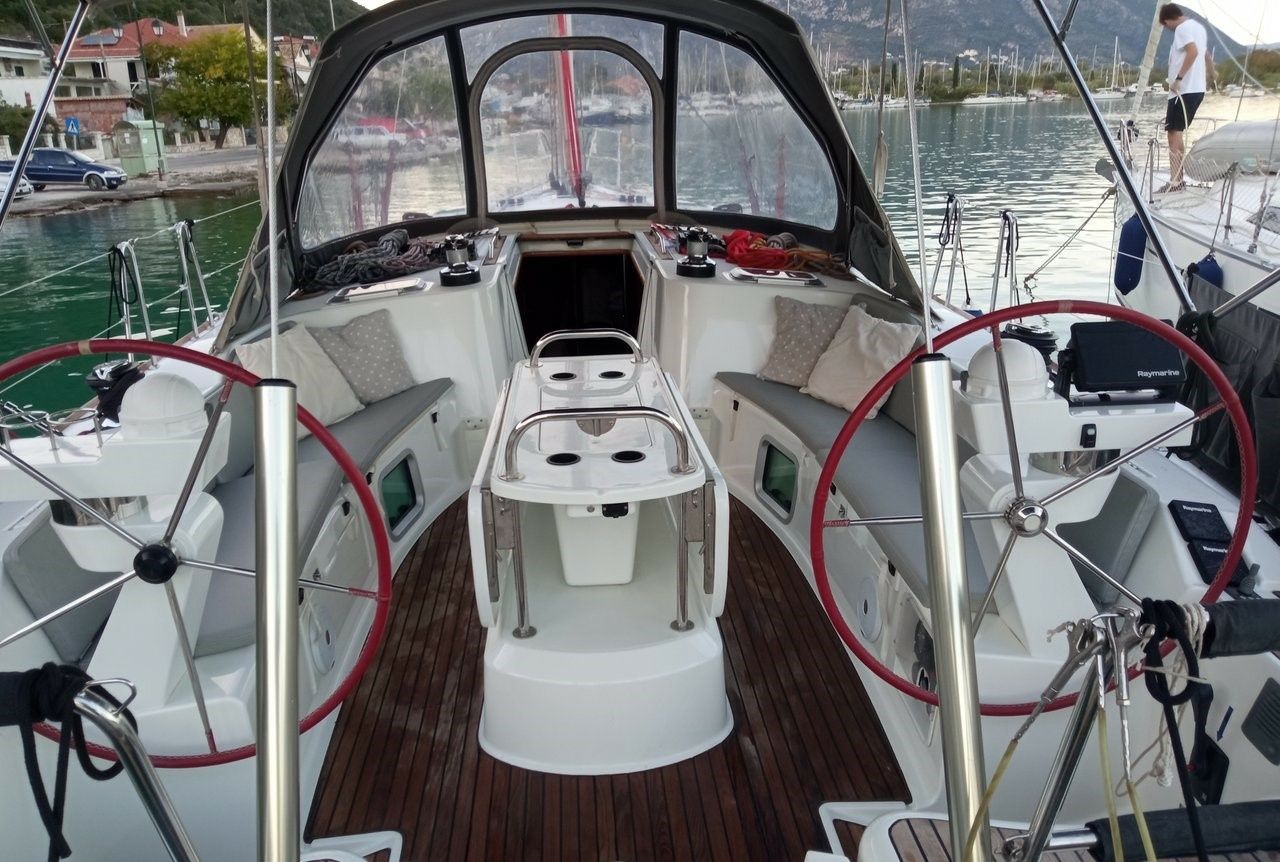 Jeanneau Sun Odyssey 49 | Family7