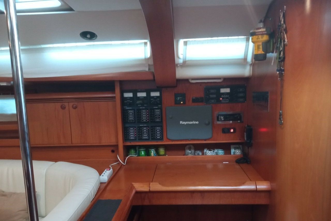 Jeanneau Sun Odyssey 49 | Family13