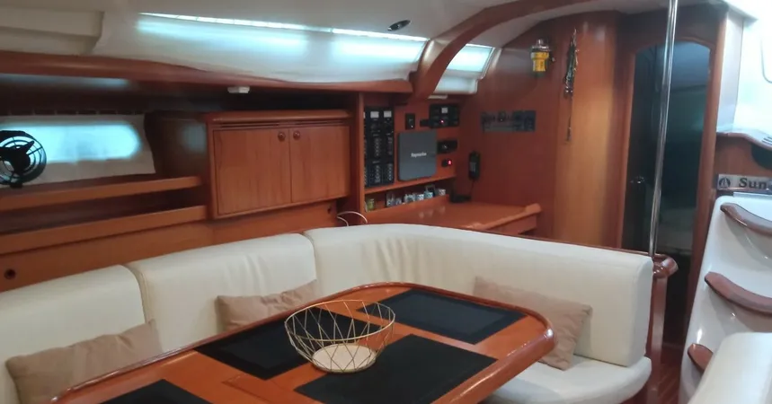 Jeanneau Sun Odyssey 49 | Family14