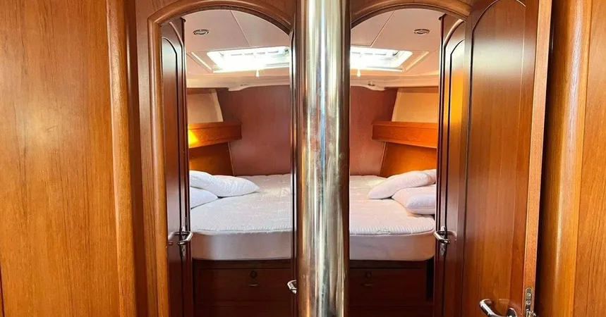 Jeanneau Sun Odyssey 49 | Family15