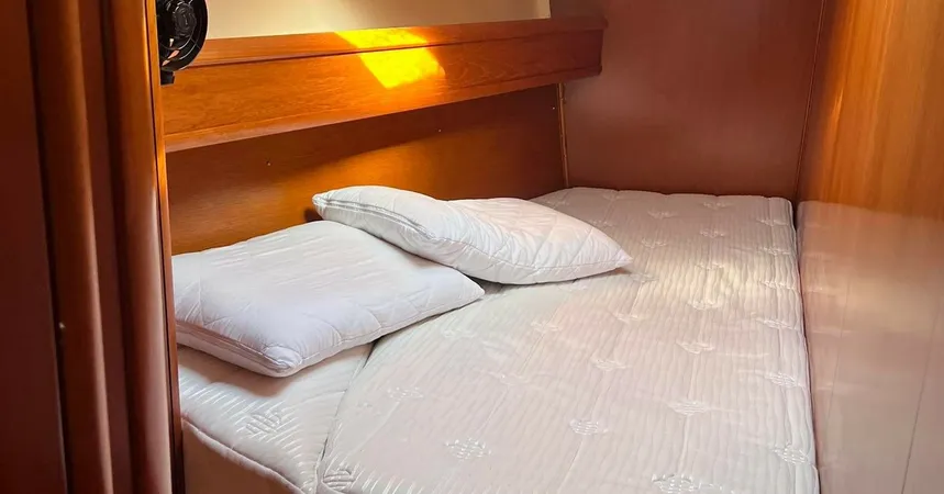 Jeanneau Sun Odyssey 49 | Family17