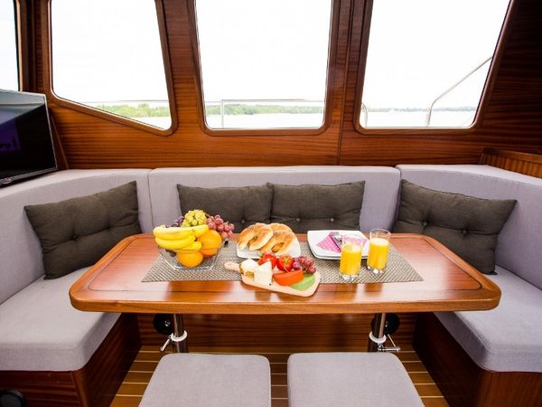 Nautiner Yachts 40.2 | Aft