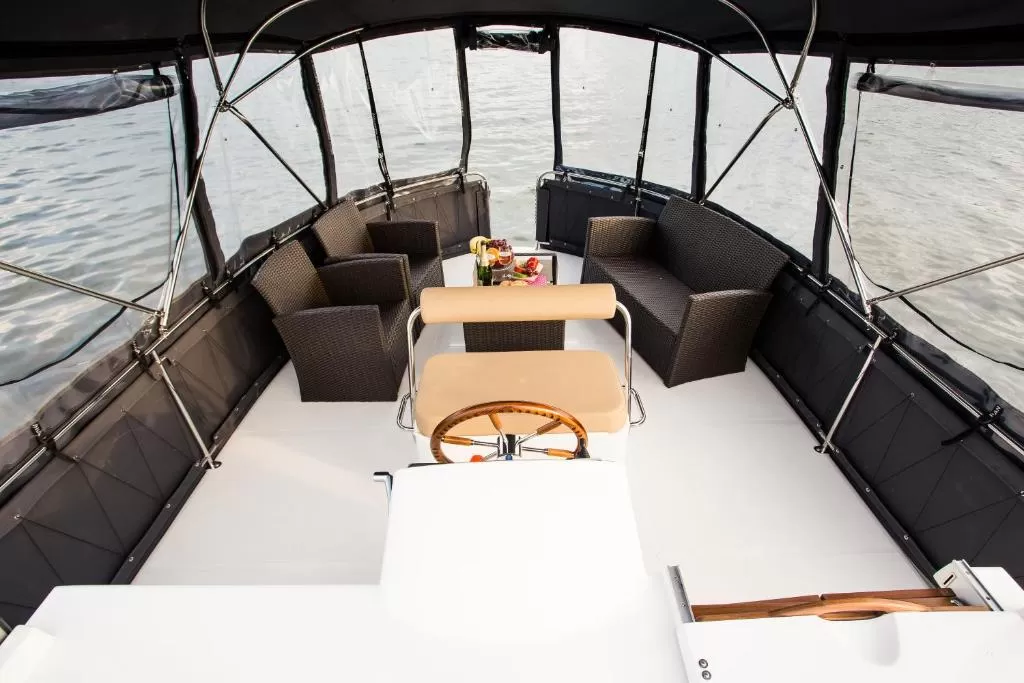 Nautiner Yachts 40.2 | Aft