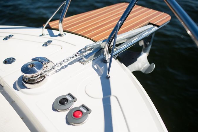 Platinum 989 | Flybridge