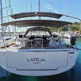 Dufour 520 GL | Lateja