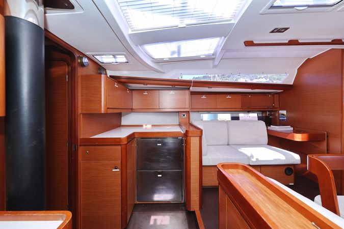 Dufour 520 GL | Lateja