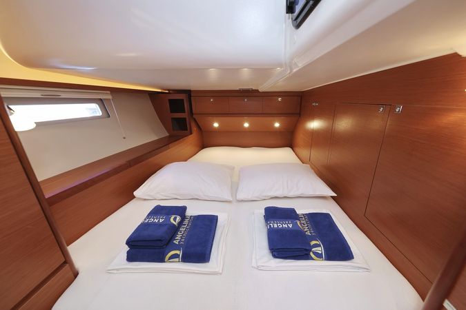 Dufour 520 GL | Lateja