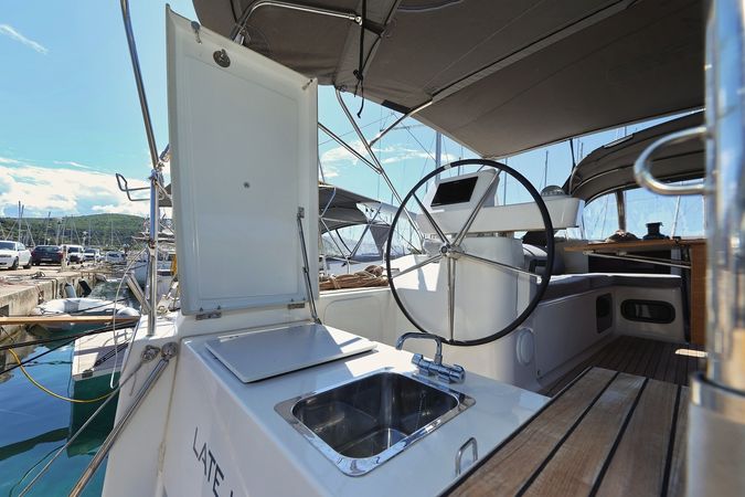 Dufour 520 GL | Lateja