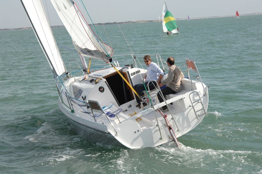 Northman Maxus 28 | Aurora