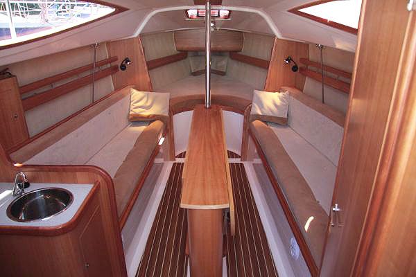 Northman Maxus 28 | Aurora