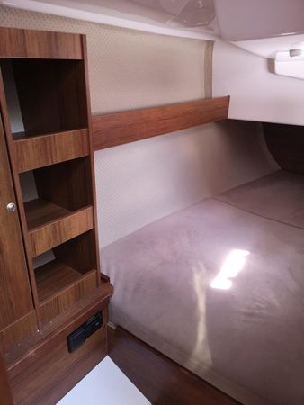 Northman Maxus 33.1 | Rain Shadow