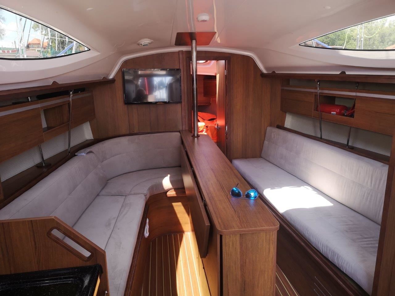 Northman Maxus 33.1 | Rain Shadow