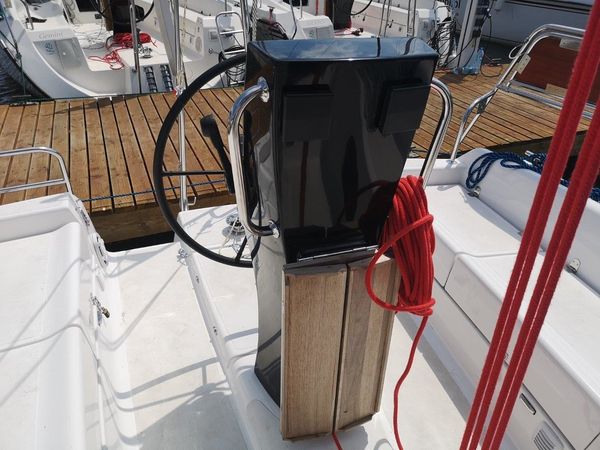 Northman Maxus 33.1 | Rain Shadow