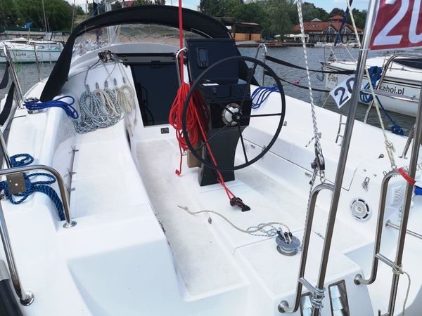 Northman Maxus 33.1 | Rain Shadow