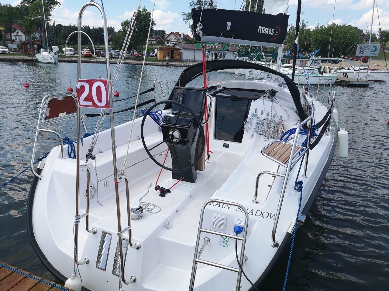 Northman Maxus 33.1 | Rain Shadow